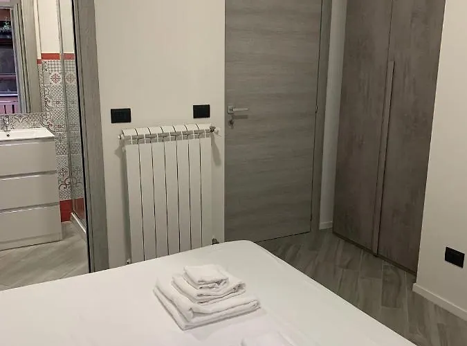 Pigneto Square Гостевой дом 3*